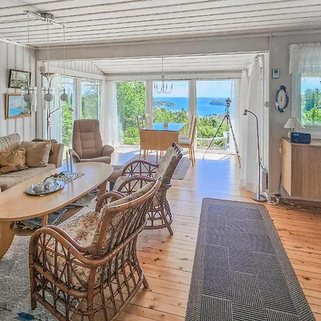 4 Bedroom Stunning In * Stathelle